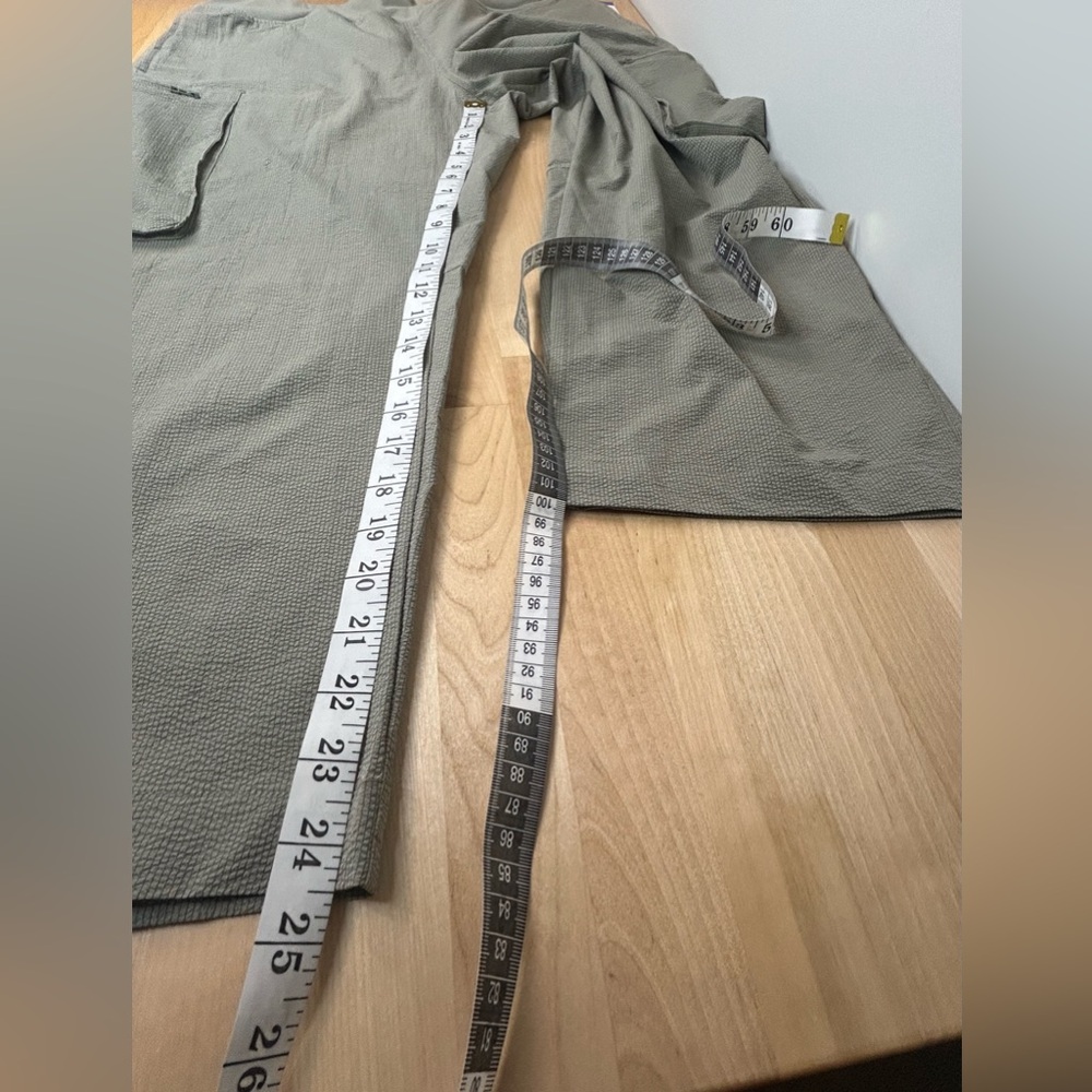 Sage Collective Olive Green Cargo Crop Pants Large Pull On Stretch Travel - Picture 9 of 9